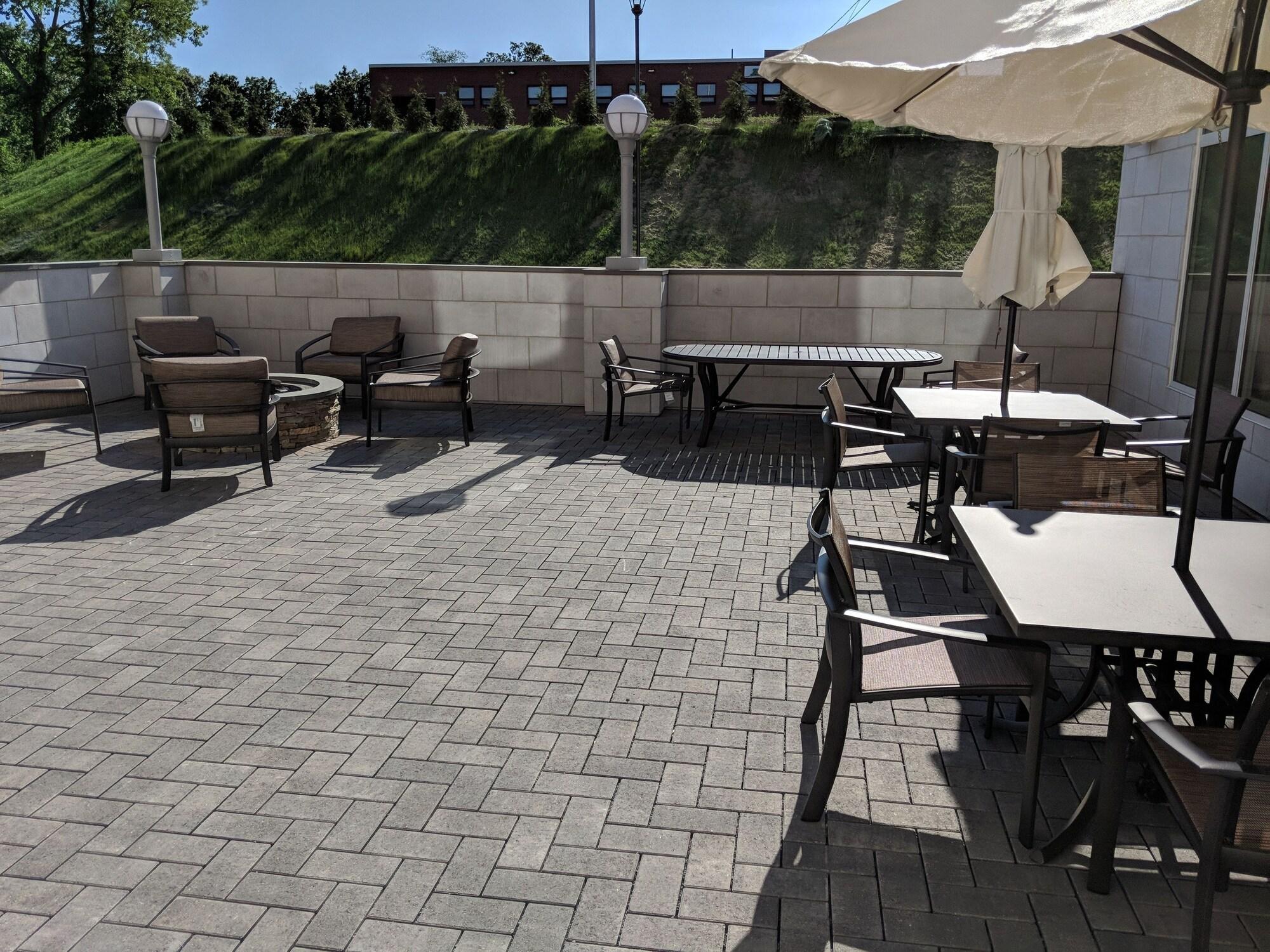 Hampton Inn & Suites Rocky Hill - Hartford South Экстерьер фото