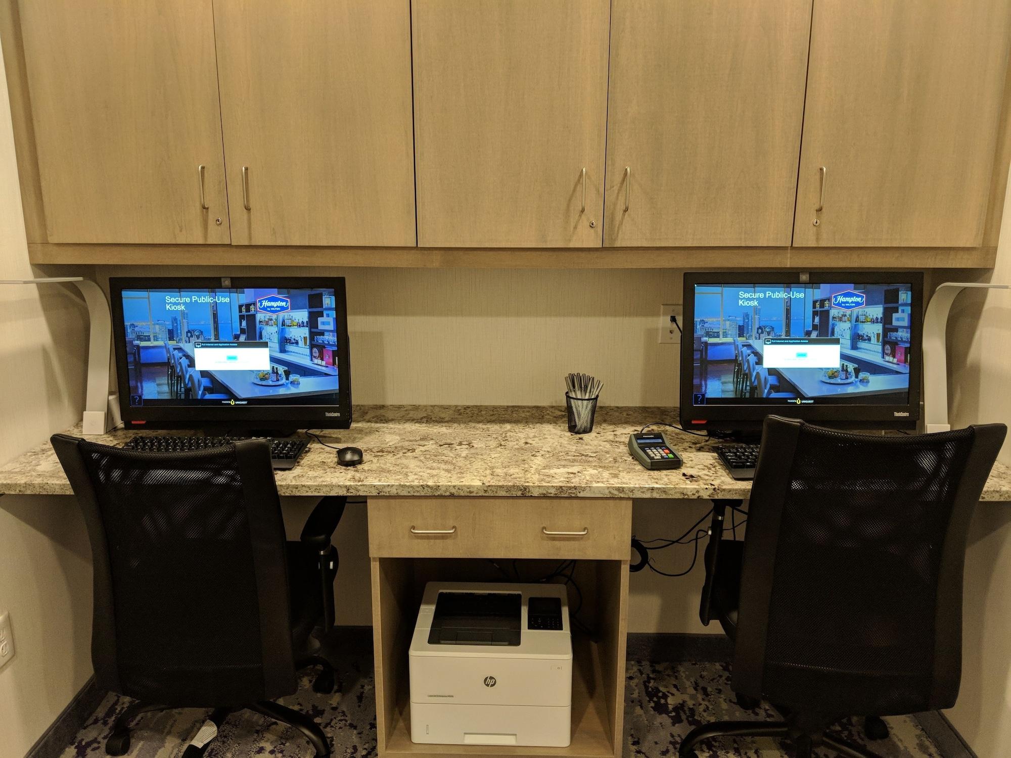 Hampton Inn & Suites Rocky Hill - Hartford South Экстерьер фото
